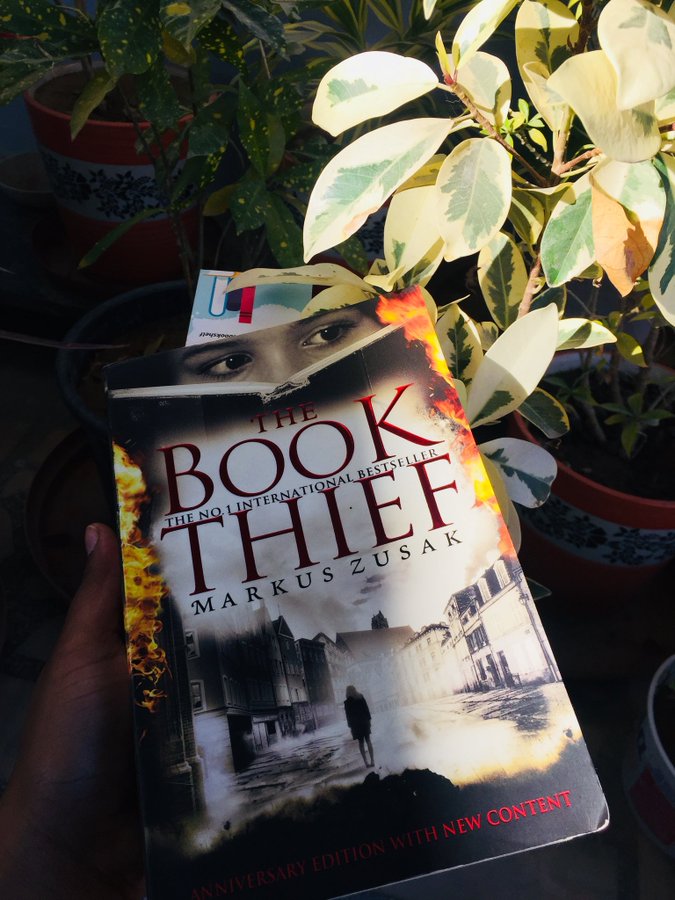 quarantine read The Book Thief by Markus Zusak review